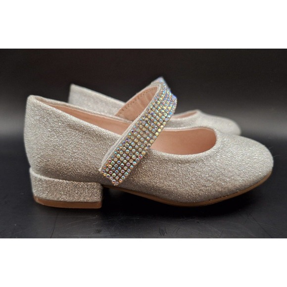 Kelly & Katie Toddler shoe size 7 - Picture 1 of 7